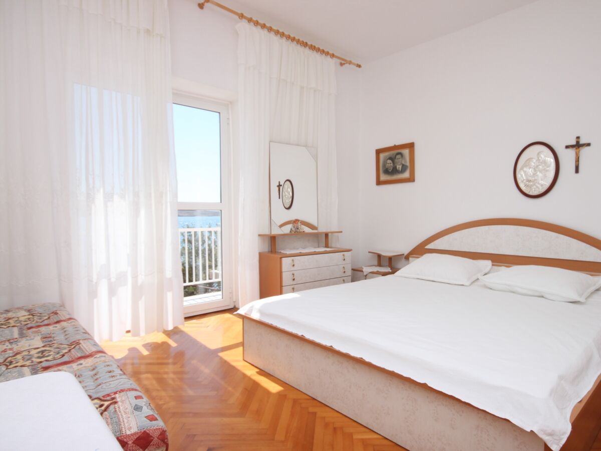 Holiday room near beach Kustići, Pag S-6288-b