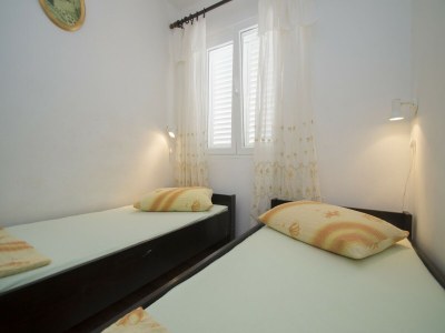 Apartment Seafront Apartment Dana - Two Bedroom Apartment with Terrace and Sea View - Features photo 25