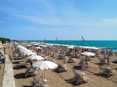 Apartment Apartment in Caorle near Sea Beach & Pool - Environment photo 19