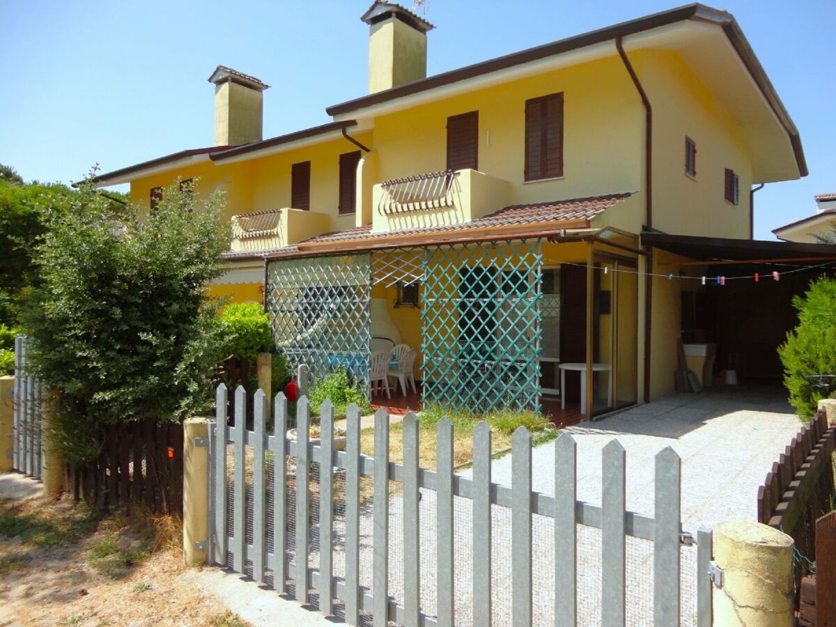 Villa Angenehme Villa in Porto Santa Margherita - Outdoor photo 2