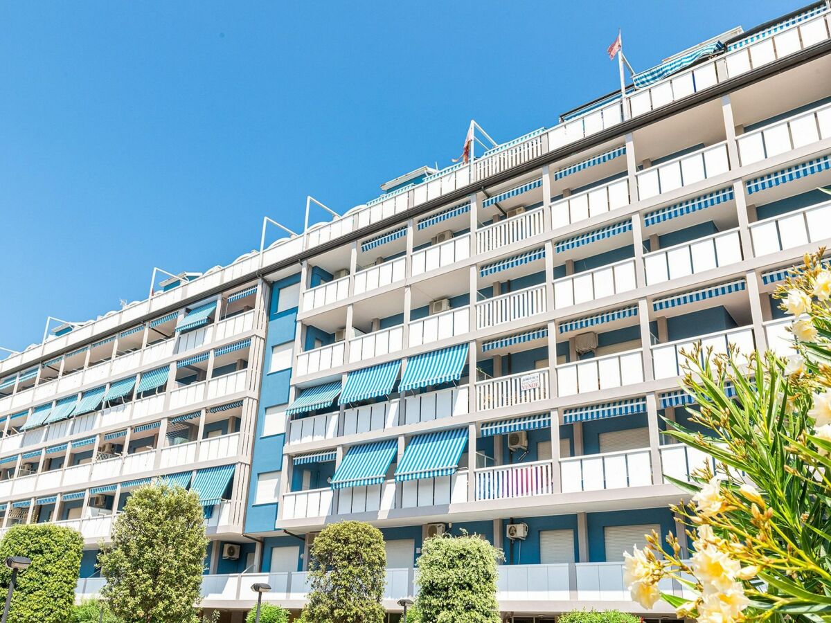 Apartment Apartment in Caorle with balcony