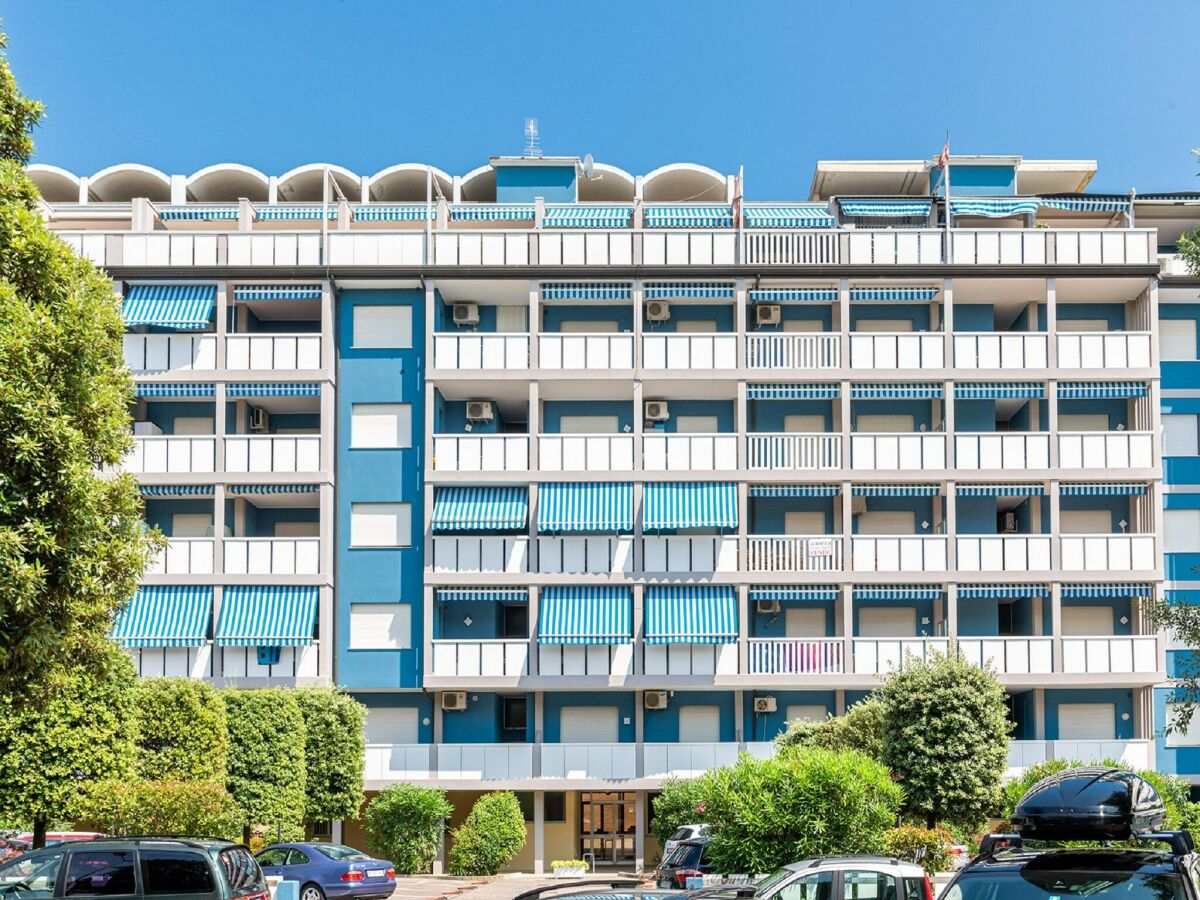 Apartment Apartment in Caorle with balcony - Outdoor photo 3