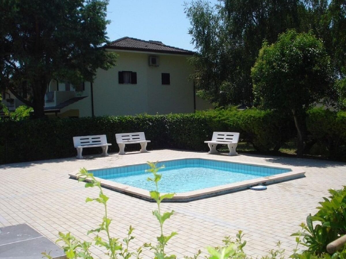 Villa Villa in Caorle nahe Spiaggia Tartaruga - Outdoor photo 3