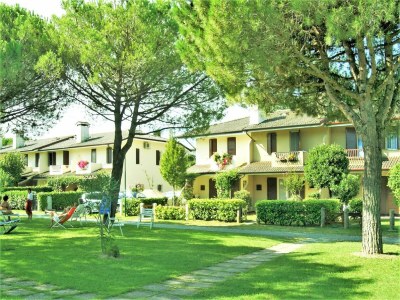 Villa Villa in Caorle nahe Spiaggia Tartaruga - Outdoor photo 6