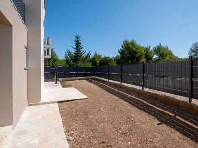 Apartment Two bedroom apartment with terrace and sea view Vir - Lozice, Vir A-24328-b - Outdoor photo 10