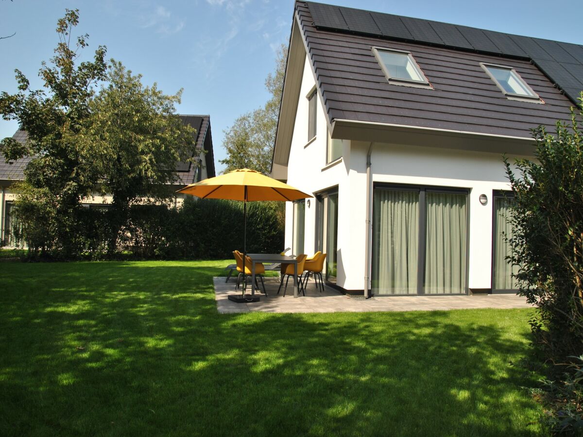 Holiday house Bungalow on Texel near De Koog Beach - Outdoor photo 4