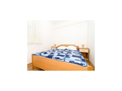 Apartment Apartments Ereš Zuronja-One-Bedroom Apartment with Sea View 3 - Features photo 6