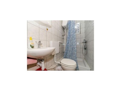 Apartment Apartments Ereš Zuronja-One-Bedroom Apartment with Sea View 3 - Features photo 18