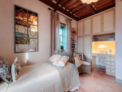 Villa Villa in Tuscany with Infinity Pool and Views - Features photo 92