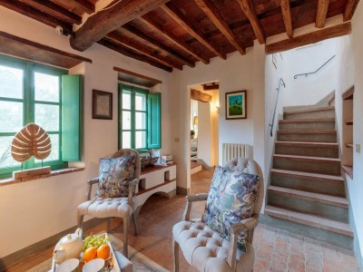 Villa Villa in Tuscany with Infinity Pool and Views - Features photo 103