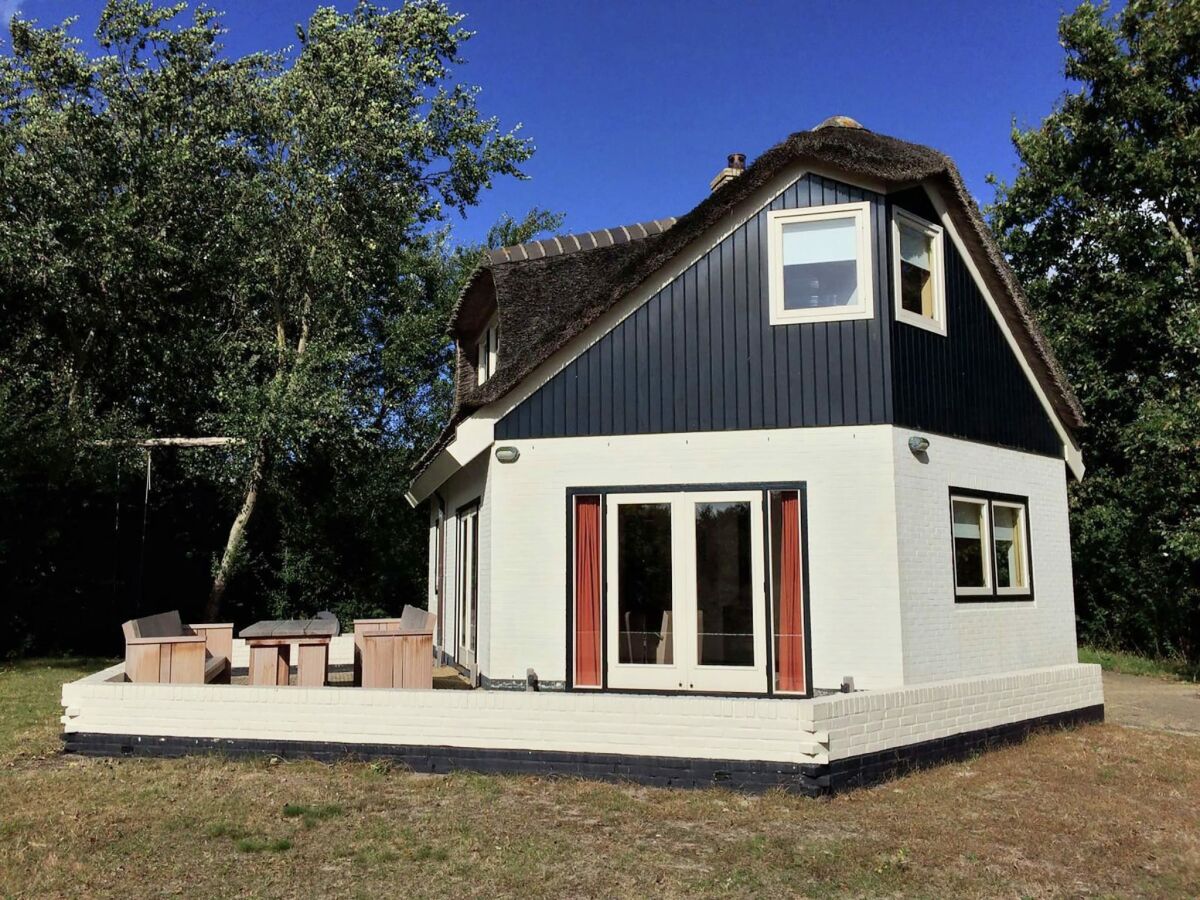 Cottage Herrenhaus in De Cocksdorp - Outdoor photo 2