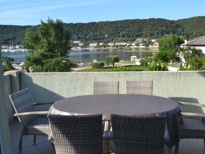 Apartment Family-friendly apartments with swimming pool Supetarska Draga - Donja, Rab - 2019 in Rab - Apartment