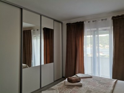 Apartment Family-friendly apartments with swimming pool Supetarska Draga - Donja, Rab - 2019 - Outdoor photo 22