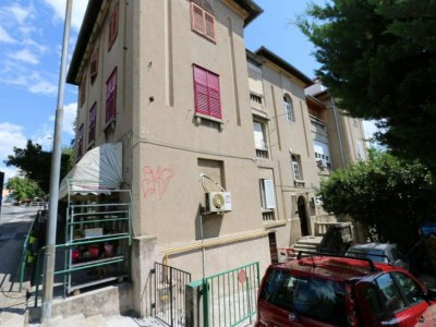 Apartment Two Bedroom Apartment - Outdoor photo 6