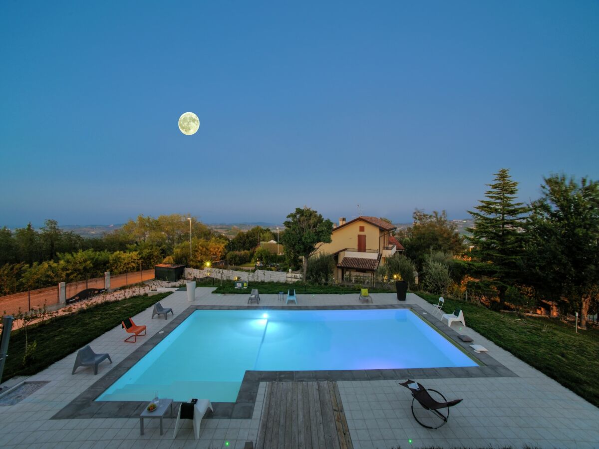 Apartment Beautiful Stay in Tavullia - Outdoor photo 2