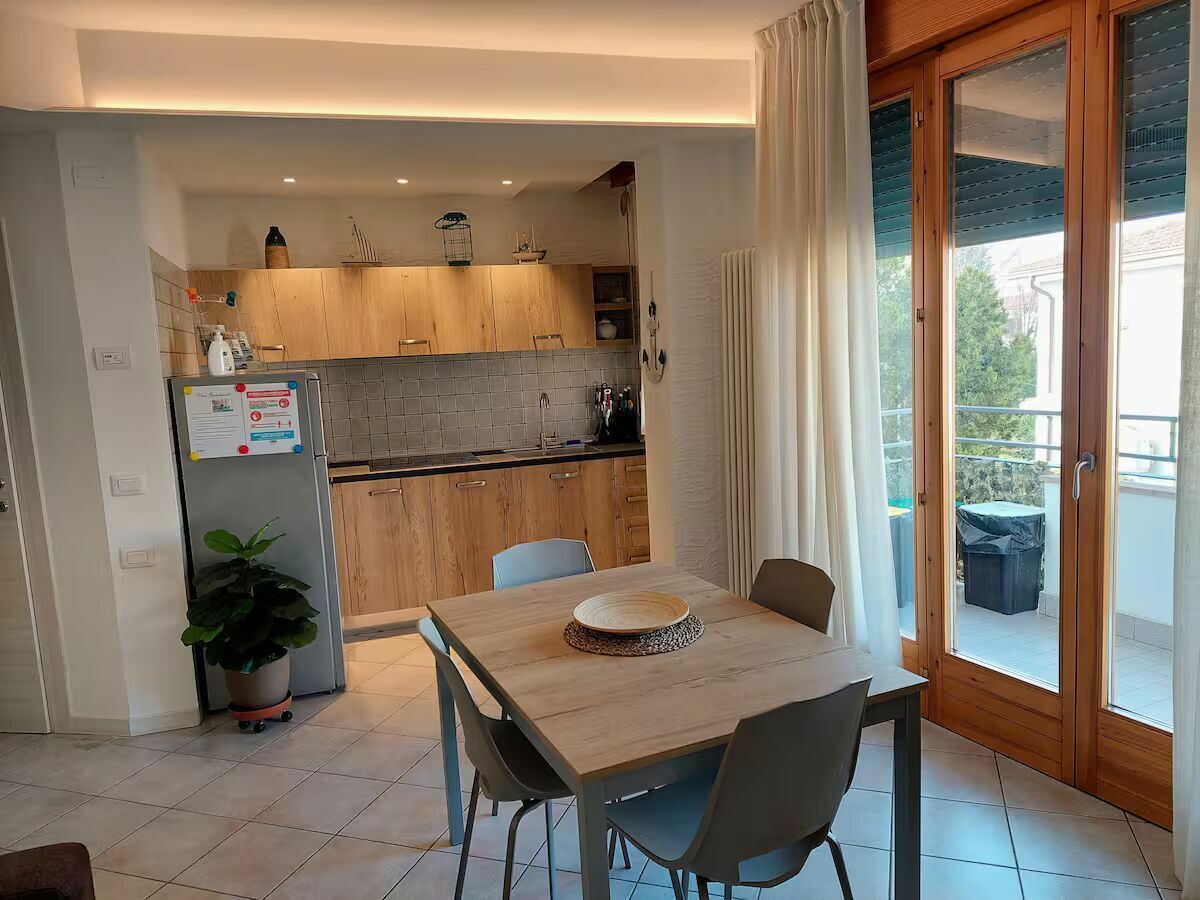 Holiday apartment Blue Apartment a stone's throw from the lake, parking - Features photo 4