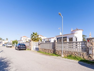 Villa Villa in Empuriabrava with Private Pool - Outdoor photo 8