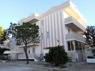 Apartment Alba Adriatica: Flucht am Pool - Outdoor photo 7