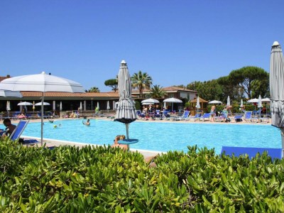 Holiday park Villa in Cecina Mare nahe Sandstränden - Outdoor photo 2