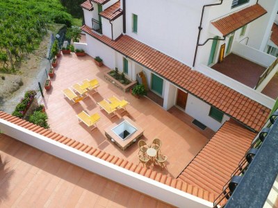 Holiday park Wohnung in Pietra Ligure - Outdoor photo 3