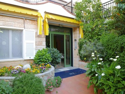 Holiday park Wohnung in Pietra Ligure - Outdoor photo 5
