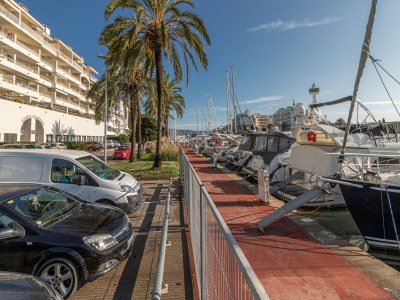 Apartment Apartment in Empuriabrava with Sea Views - Outdoor photo 5