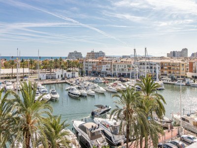 Apartment Apartment in Empuriabrava with Sea Views - Outdoor photo 7