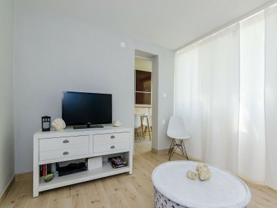 Apartment Apartment Kate - Two Bedroom Apartment with Sea View - Features photo 9
