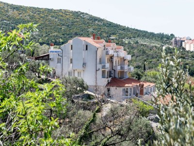 Apartment Apartments Villa Bell Memories- Studio Apartment with Terrace and Street View (A1) - Outdoor photo 3