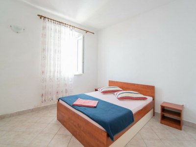 Apartment Apartments Neva- One Bedroom Apartment - Features photo 12