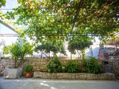 Apartment Apartments Lenka - One Bedroom Apartment with Balcony and garden View A1 - Outdoor photo 3