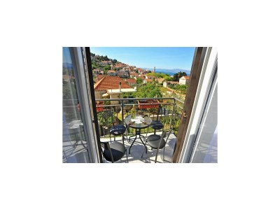 Apartment Apartments Lenka - One Bedroom Apartment with Balcony and Center View A3 in Brač - Apartment