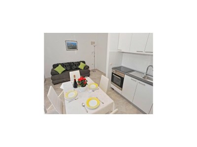 Apartment Apartments Lenka - One Bedroom Apartment with Balcony and Center View A3 - Features photo 13