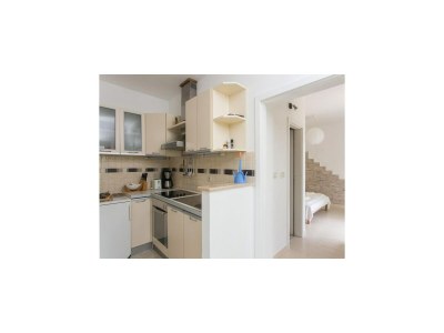 Apartment Apartments Maria Koločep - Two Bedroom Apartment with Terrace and Garden View - Features photo 11
