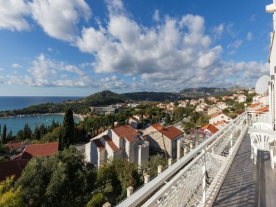 Apartment Apartments Villa Enzian - Comfort Two Bedroom Apartment with Balcony and Sea View - Outdoor photo 2