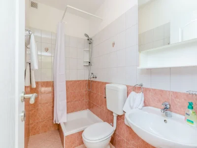 Apartment Apartment with 1 room and terrace - Features photo 7