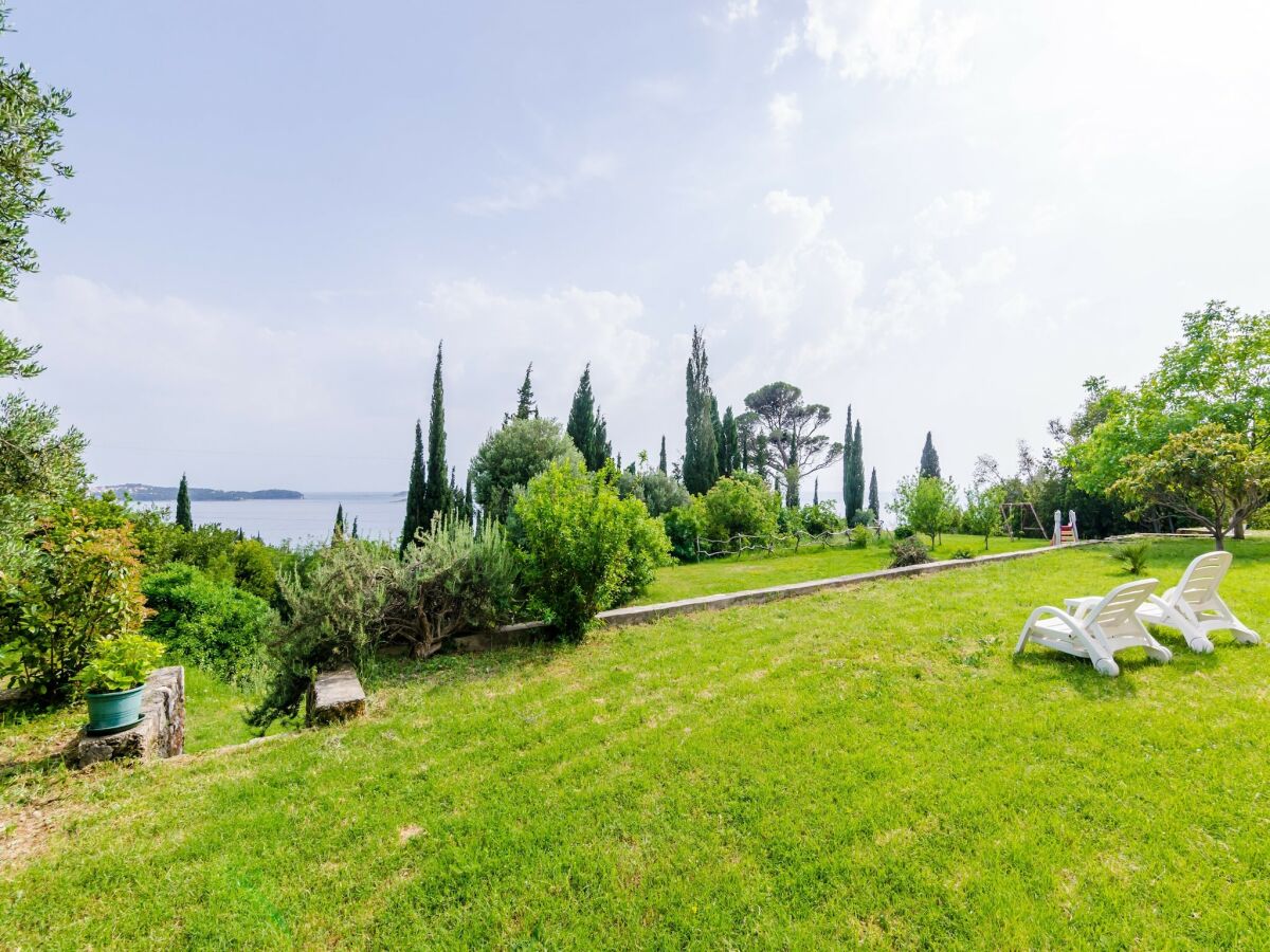 Apartment Color Apartments - Standard One-Bedroom Apartment with Terrace and Partial Sea View (Red) - Outdoor photo 5