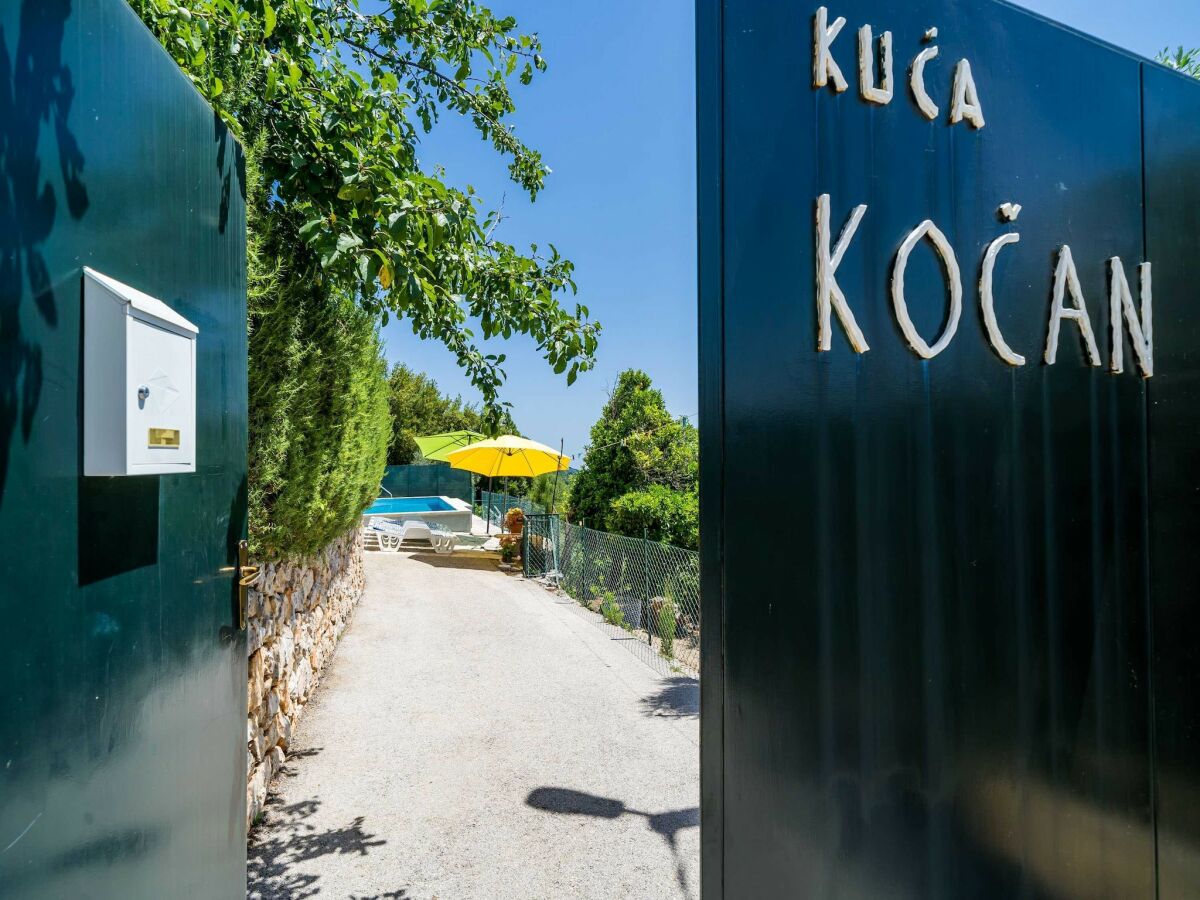 Holiday house House Kočan-Four Bedroom Villa with Terrace and Swimming Pool - Outdoor photo 3