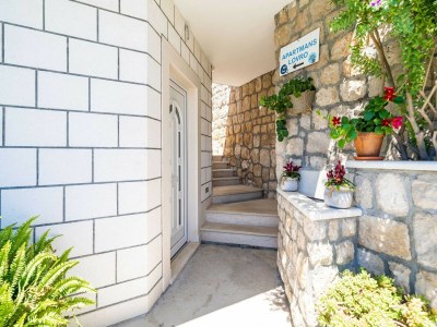 Apartment Apartments Lovro - One Bedroom Apartment with Terrace and Sea View (2) - Outdoor photo 2