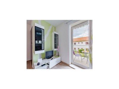 Apartment Apartment Anamaris (ST) - One Bedroom Apartment with Terrace and Sea View - Features photo 12