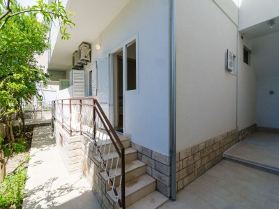 Apartment Apartments & Rooms Barišić - Standard Studio Apartment with Balcony and Garden View (G1-6) - Outdoor photo 9
