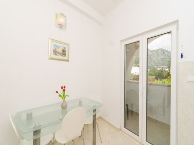Apartment Apartments & Rooms Barišić - Studio Apartment with Balcony and City View (First Floor)-APT 10 - Features photo 12