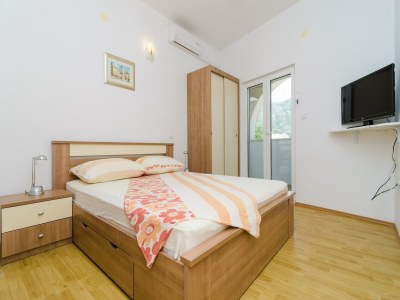 Apartment Apartments & Rooms Barišić - Studio Apartment with Balcony and City View (Second Floor) (Apt 14) - Outdoor photo 18