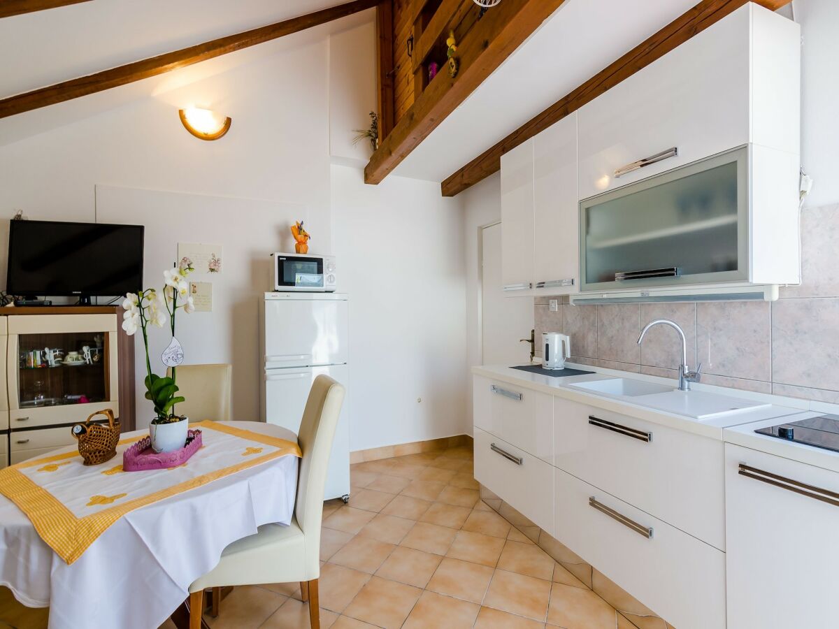 Apartment Apartment Marina View - One-Bedroom Apartment with Terrace and Sea View
