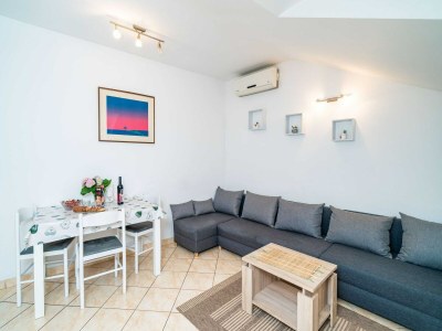Apartment Apartment Matej - One Bedroom Apartment (Žrtava s Dakse) - Features photo 20