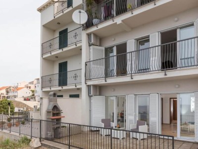 Apartment Apartment Manuela - One-Bedroom Apartment with Balcony and Sea View in Cavtat - Apartment