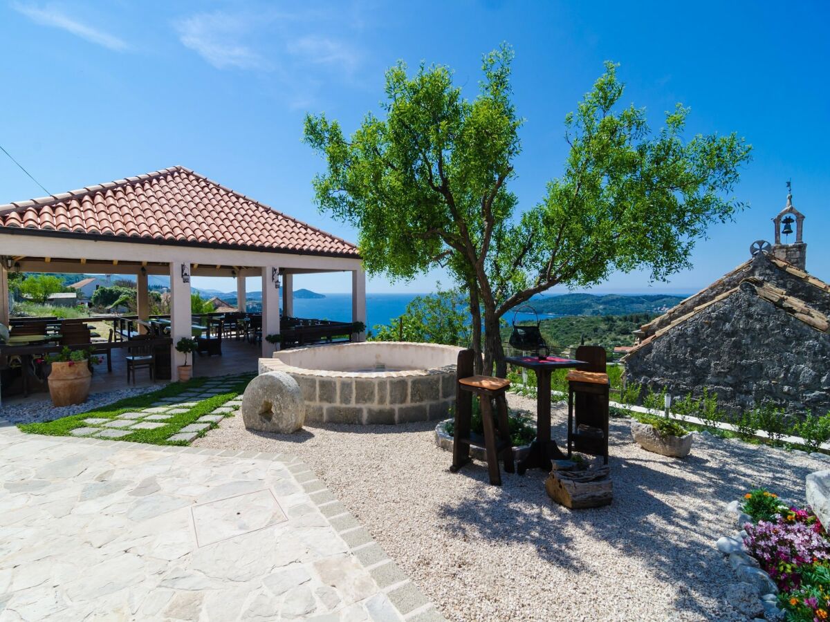 Apartment Apartment&Rooms Savonari - Two Bedroom  Studio Apartment with Terrace - Outdoor photo 2