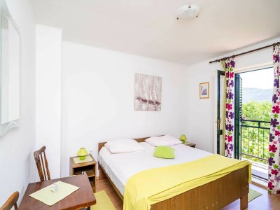 Apartment Apartment Laurel Leaf - Three Bedroom Apartment with Terrace - Features photo 17