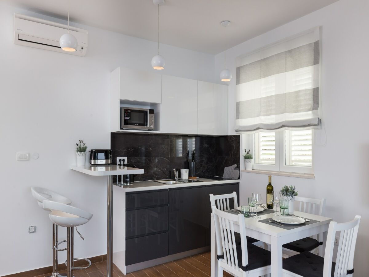 Apartment Amorino of Dubrovnik Apartments - Studio Apartment with Terrace and Sea View (Apartment Lavanda)