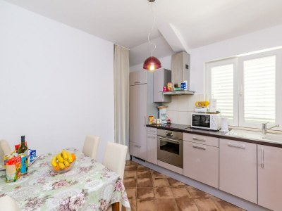 Apartment Ana Apartment - One Bedroom Apartment with Balcony - Features photo 10